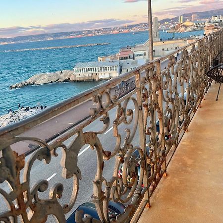 Appartement Sur La Corniche Kennedy Face A La Mer Marseille Exterior photo